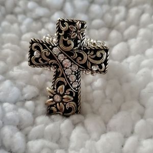 Stretchy cross ring with crystal accents